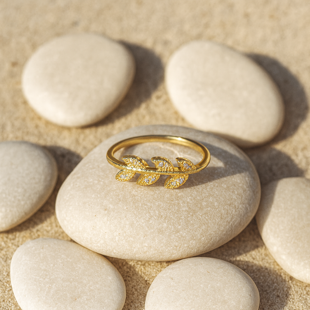 Elegant Leaf-Inspired Ring