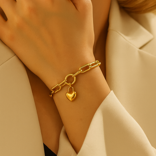 Chain Bracelet with Heart Charm