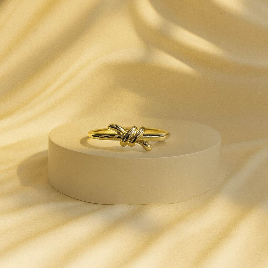 Classic Knot Gold Band adjustable ring