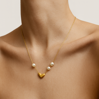 Golden Heart & Pearl Necklace