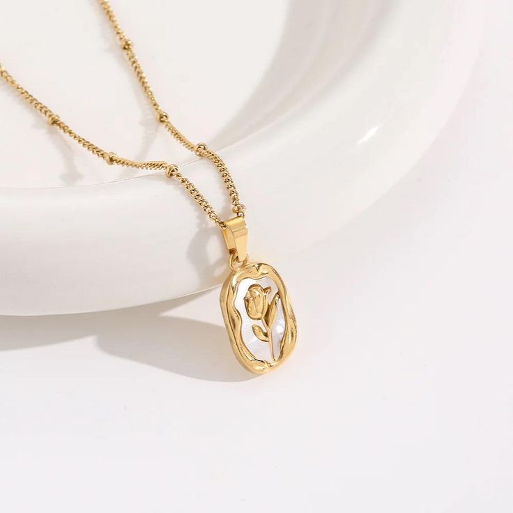 Gold Tulip Pendant Necklace